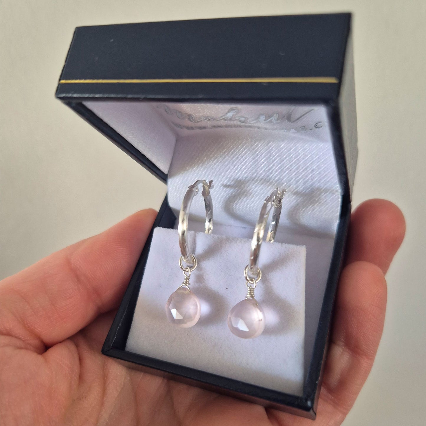 aros de cuarzo rosa piedra natural y plata fina