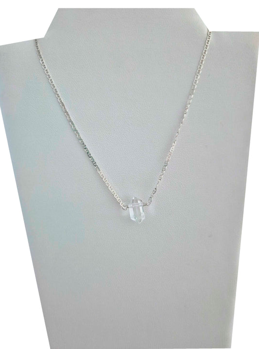 Collar cuarzo cristal en bruto natural plata fina hecho a mano en Chile | MAHUT JOYAS