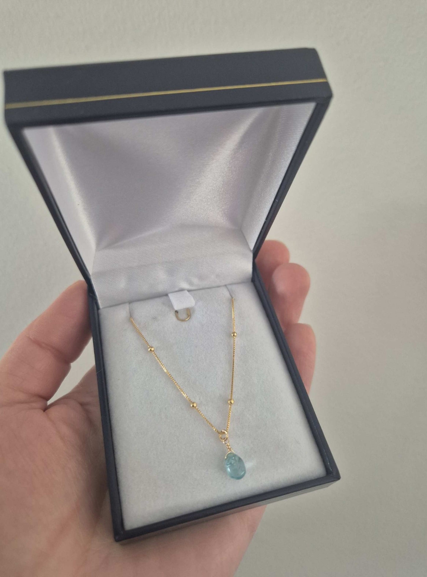 Amuleto Collar Piedra Apatita De La Buena Suerte Baño Oro