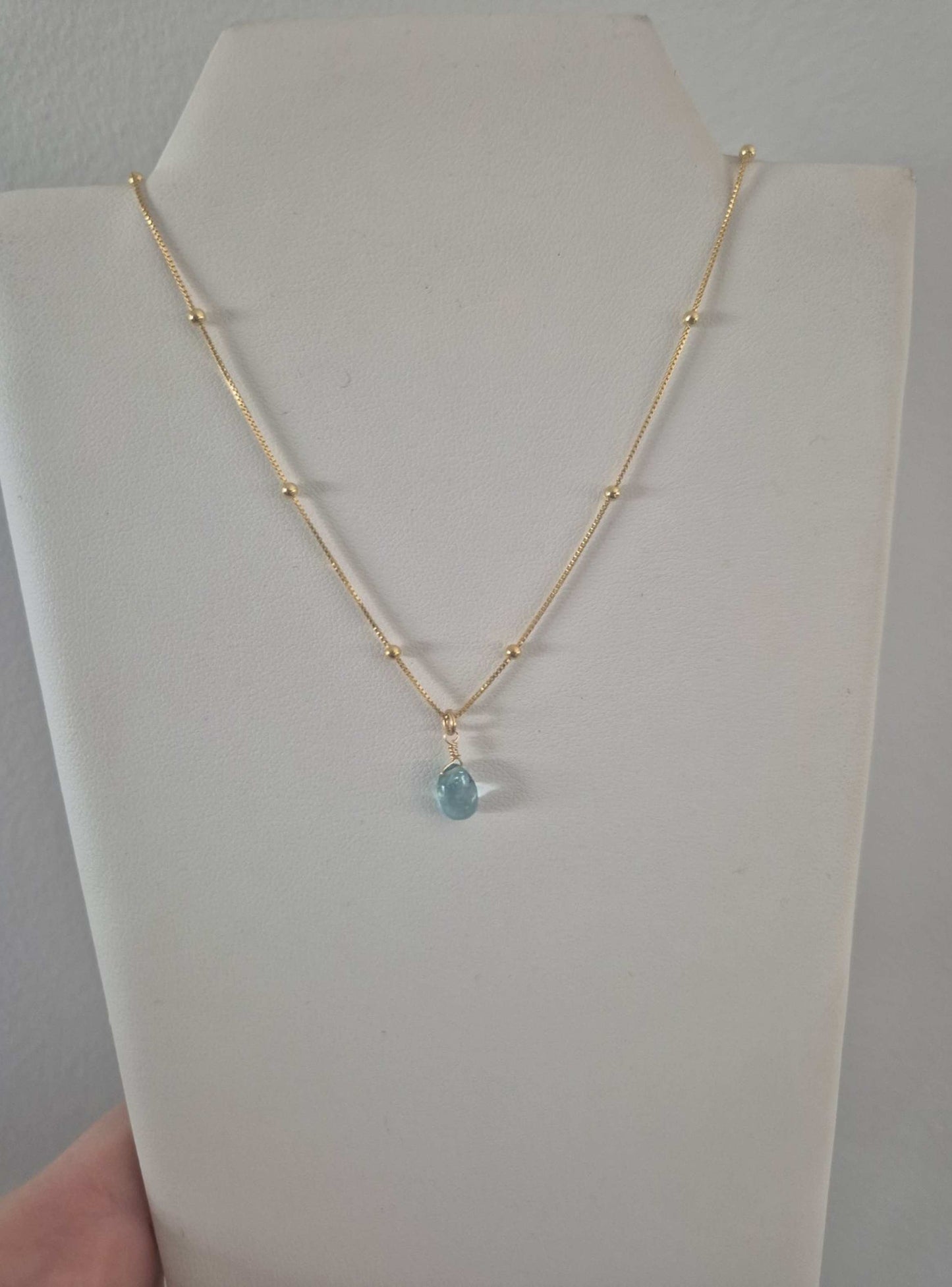 Amuleto Collar Piedra Apatita De La Buena Suerte Baño Oro