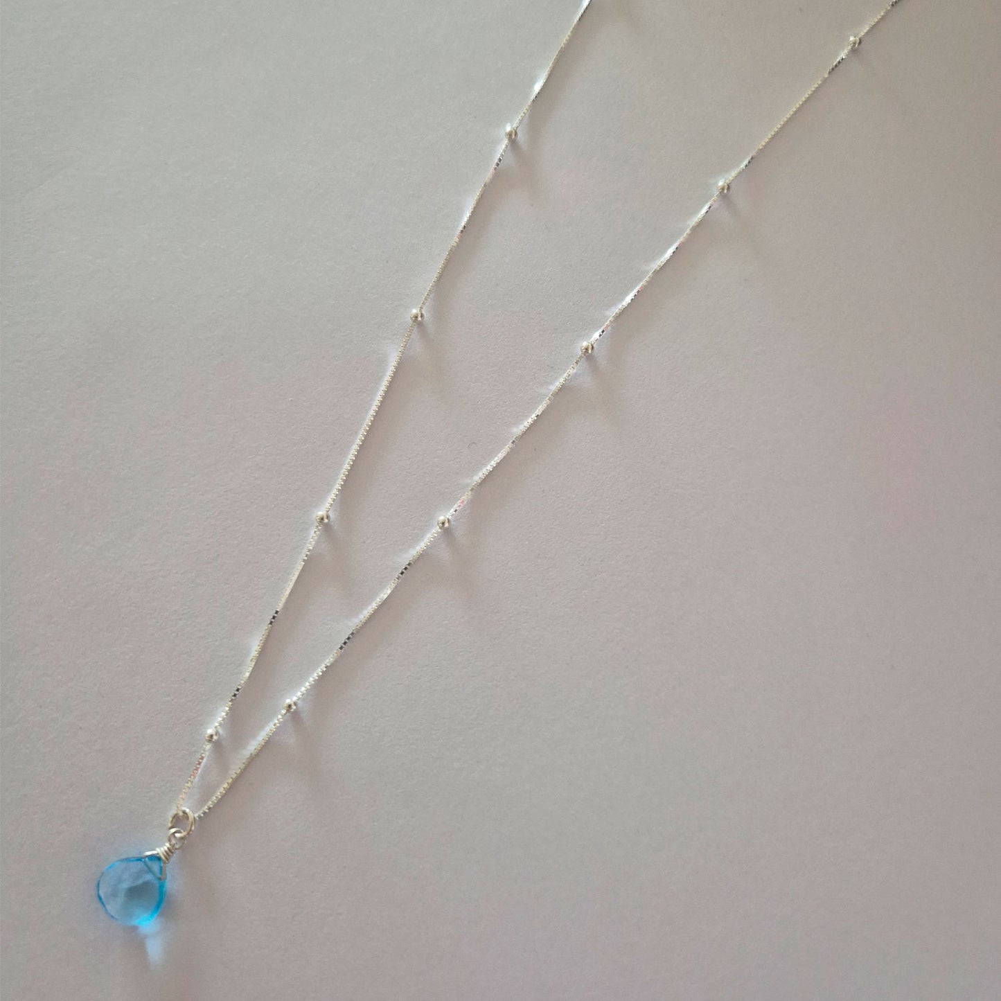 Collar Topacio Celeste Redondo Veneciana Plata Fina 925 Agua
