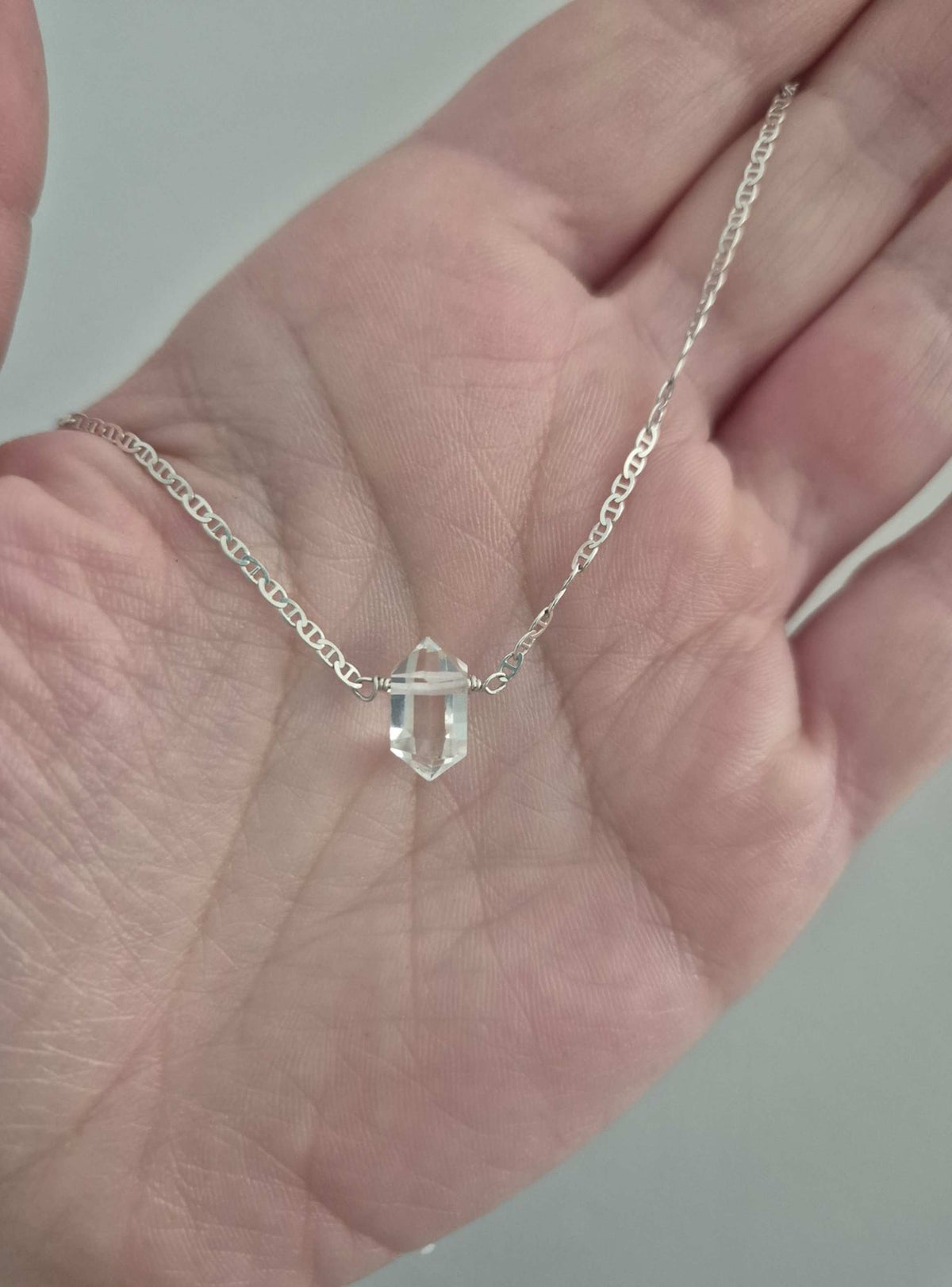 Collar Con Cuarzo Cristal En Bruto Natural Plata Fina