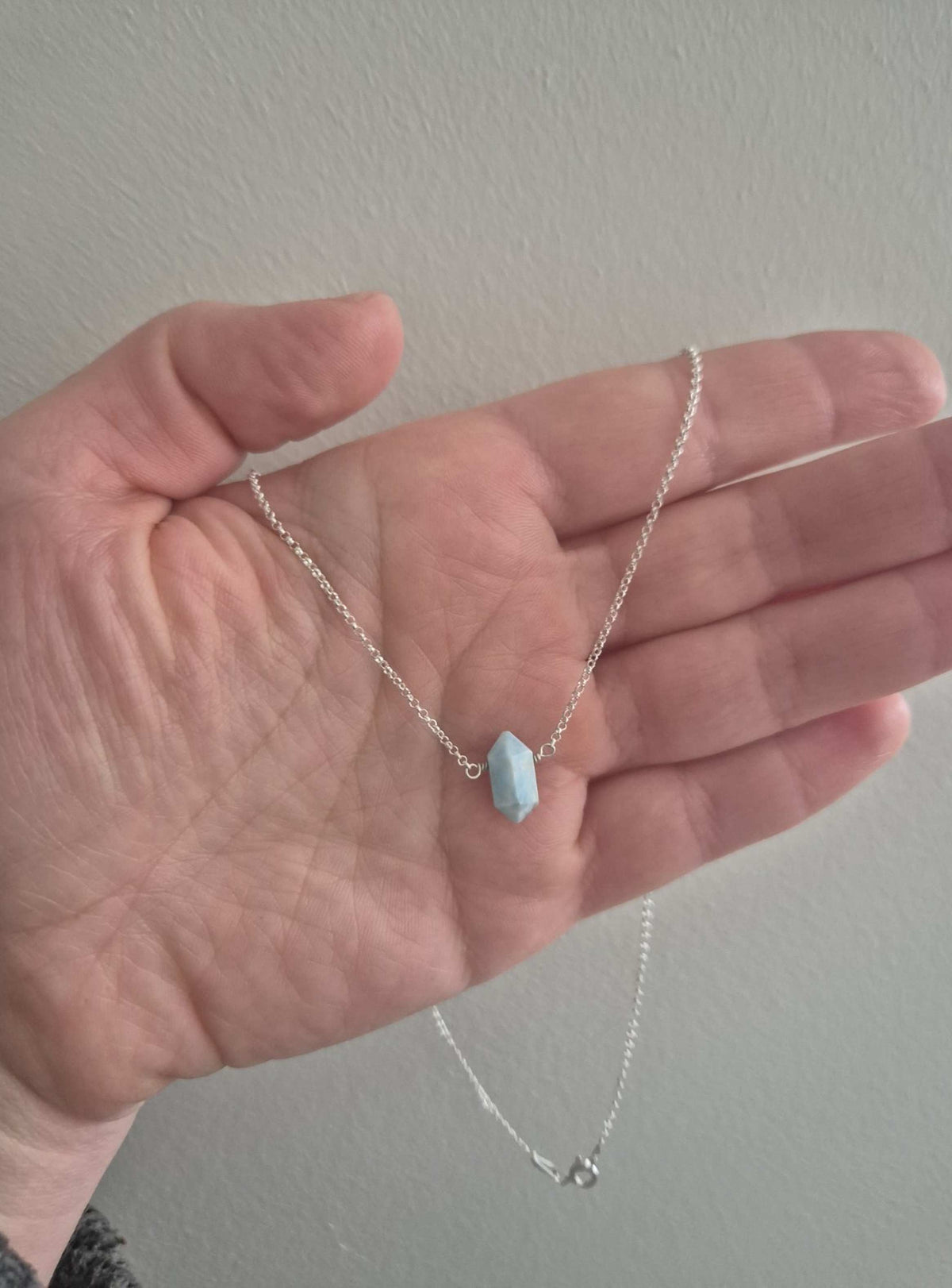 Collar Con Larimar Punta de Plata Fina