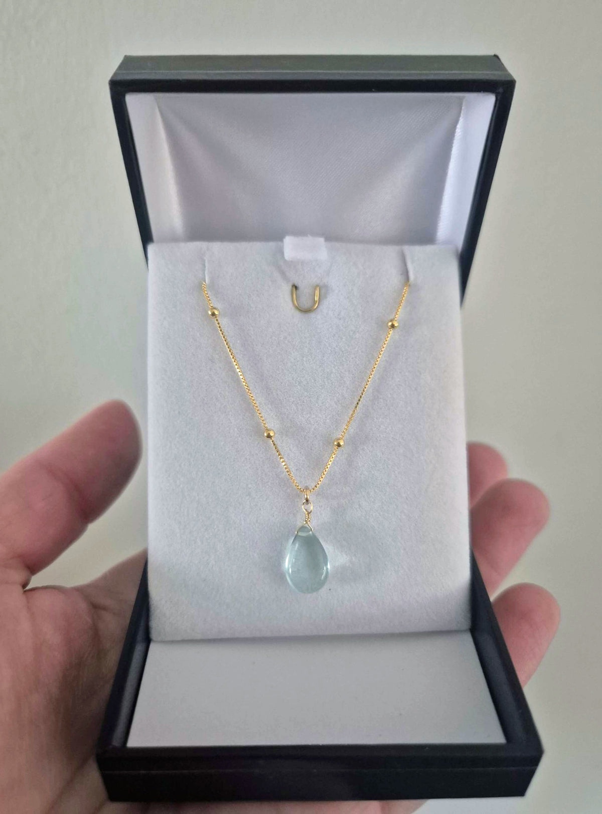 Collar Cadena Bañada En Oro 18 K Con Cuarzo Azul