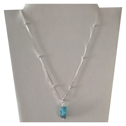 Collar de Plata fina colgante Piedra Cristal Apatita Natural